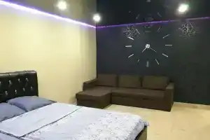 Апартаменты «Планерная, 33», Орел