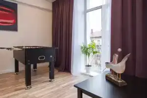 Видовая квартира в центре с настольным футболом