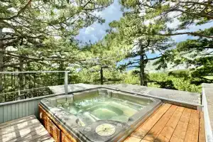 Дом в заповеднике с баней на дровах