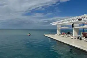 Апартамент с прямым видом на море, Лоо