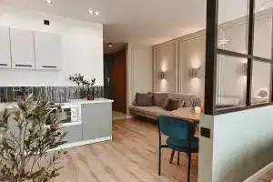 Уютная квартира в элитном доме рядом с Ботаническим садом