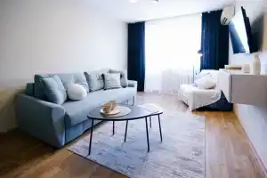 Двухкомнатная квартира в районе центрального рынка