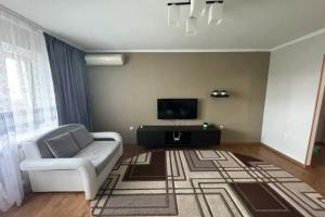 Двухкомнатная квартира в новом чистом районе с видом на парк