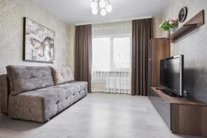 Гостиница «Мята», Широкое