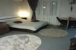 Студия в тихом центре