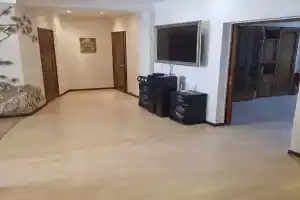 3-комнатная квартира в центре