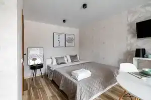 Apartment number 1, Адлер