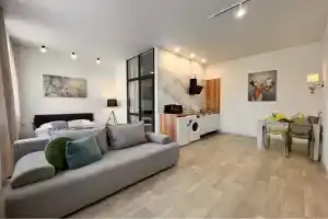 Стильная квартира с викторианской ванной с камином, Хабаровск