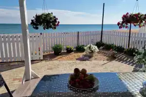 Апартаменты «Бунгало на берегу Азовского моря»