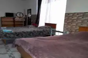 Жильё у моря, Тамань