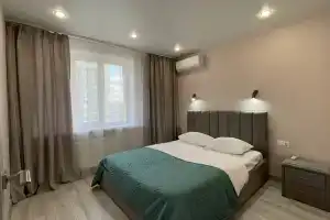 Квартира на Революционной, 101Г, Самара