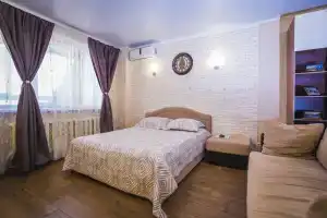 Студия на Фридриха Энгельса, Воронеж