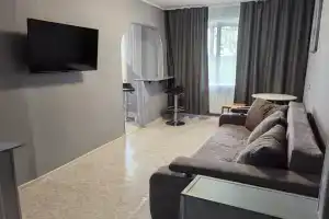 3-комнатная квартира, Назарово