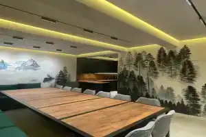 Домик в лесу для большой компании