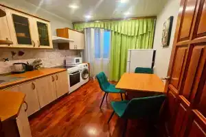 Уютная квартира рядом с ж/д и автовокзалами, Киров