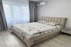 Квартира возле Хурула Золотая обитель Будды Шакьямуни