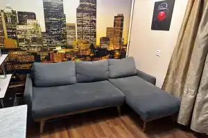 Отдельная комната со своим сан узлом в самом центре города