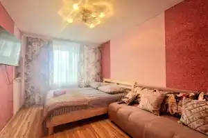 Просторная трехкомнатная квартира, Гомель