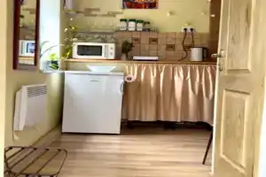 Студия на Морской, Ялта