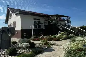 Гостевой дом «Лисья нора», Веселовка