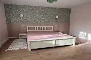 Дом прованс в саду