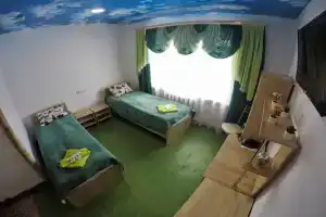 Форест, Елизово