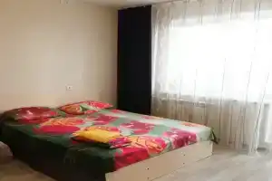 Квартиры посуточно на Краснопольском 23, Челябинск