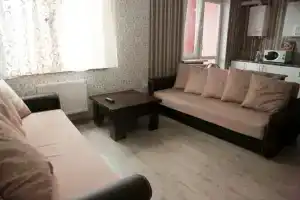 Новая трёхкомнатная квартира в тихом центре