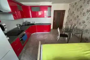 Квартира в новом доме у метро Озерки, 15 мин на метро до центра