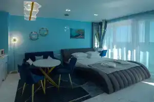 Делюкс с сауной и джакузи с видом на море, Сочи