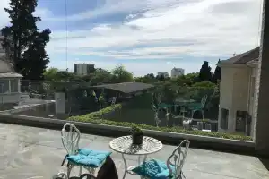 Квартира с террасой с видом на море, Сочи