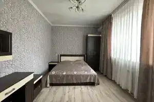 Четырёхместный номер стандарт (1 или 5 этаж с балконом), Лазаревское