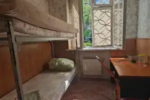 Многоместный смешанный номер эконом (душ/туалет общий), Севастополь