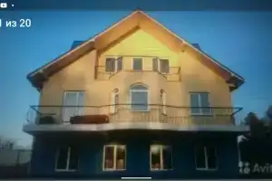 Коттедж с бассейном и сауной в Токсово