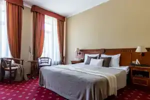 Двухместный номер с 1 кроватью улучшенный, Гатчина