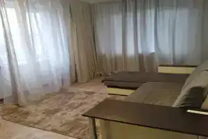 Уютная, чистая и светлая квартира, всё что нужно ест в квартире