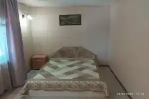 Комната, Должанская