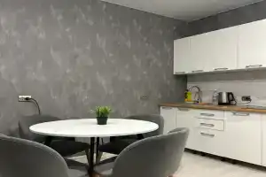 Уютная чистая квартира в новостройке рядом с центральным рынком