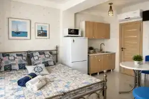 Апартаменты 18 м2 1 этаж, Евпатория