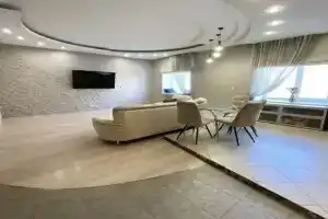 Большая  квартира в центре