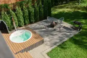 Коттедж с панорамными окнами и террасой на крыше, Разметелево