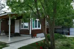 Уютные домики на берегу озера с баней на дровах, Солотча