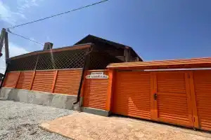 Уютный дом на берегу Каспийского моря