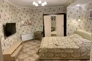 Престиж 1, Ялта