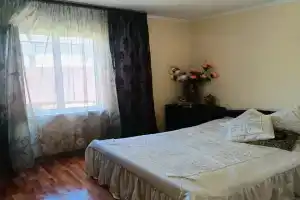 Комната, Гудаута