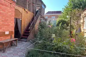 Азов 1 гостиница, Ейск