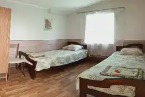 Комната в центре города с раздельными кроватями