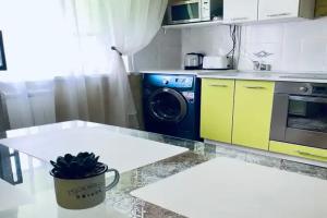 Уютная квартира в центре Взлетки