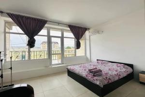 Четырёхместный номер стандарт с видом на горы