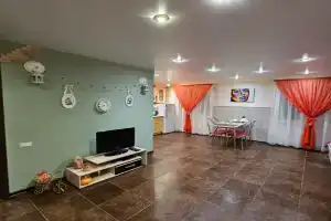 Бунгало на Банном, Зеленая Поляна
